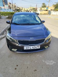 كيا فورتي موديل 17 حادث بنيد فقط بدون دواخل وبدون شواصي مكينه دوش مكين...