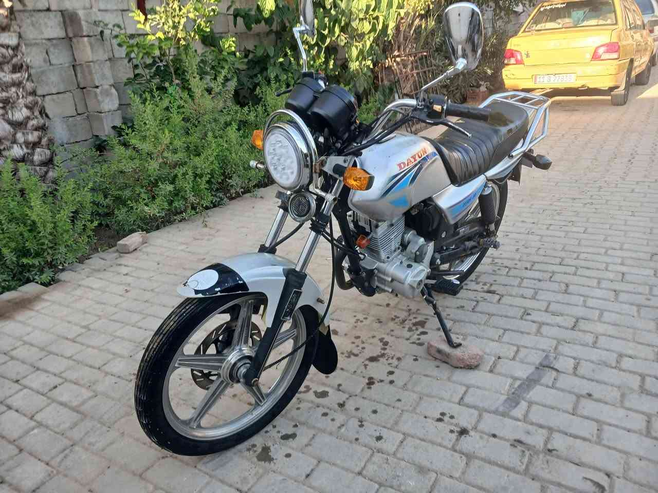 للبيع دراجه دايوان مديل 19 أوراق اصولي كاملات محركه كلش حلو ناعم شلعه معدل فول كهربايته كله شغاله سلف هندر دراجه نضيفه السعر 650 مكاني كربلاء سيد الوصياء الاستفسار ***********
