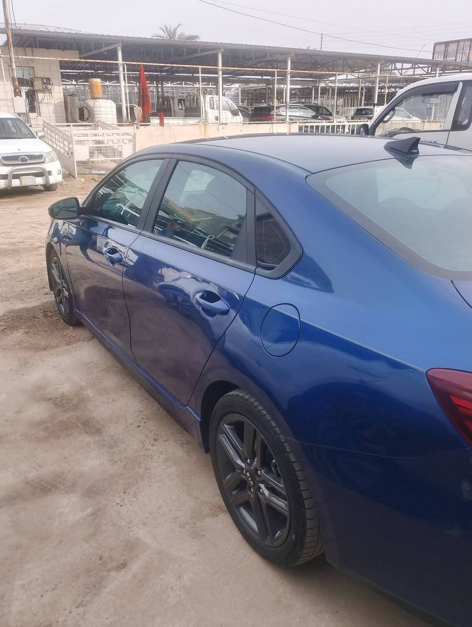 السلام عليكم كيا فورتي
 موديل 2021 امريكي 
شاشه بصمه 
بصمه ابواب ماشيه 78
تحديد مسار مانع انزلاق 
رقم اربيل تريد تحويل او وكاله 
تخم تاير 
السونار بل منشور حادثها فقط بنيد 
السعر 134وببها مجال بصيط 
رقم ***********
