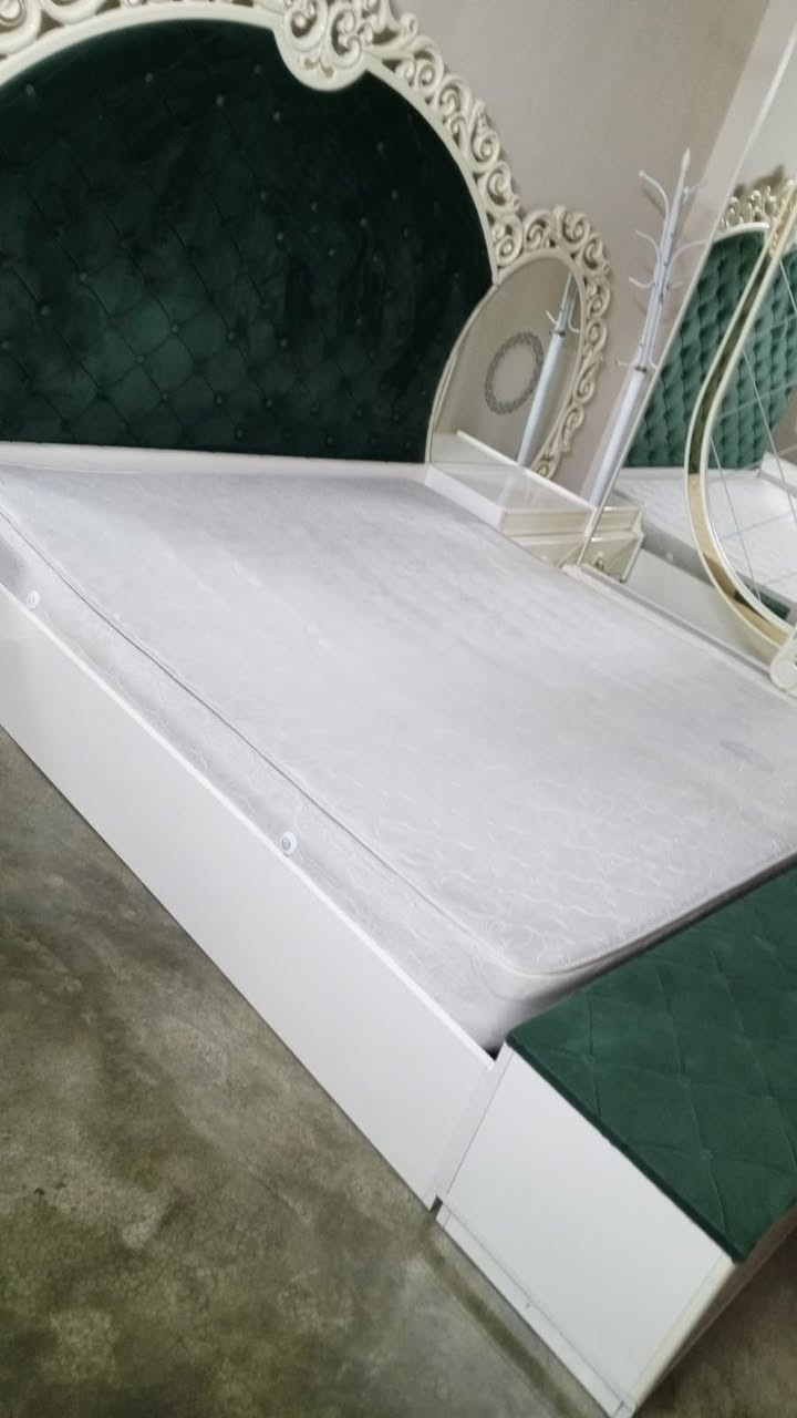 غرفه نوم مستعمله ٨٠٠وبي مجال


**إذا كنت صاحب هذا الإعلان وتريد حذفه لأي سبب، رجاءا أرسل رسالة إلى الدعم الفني**