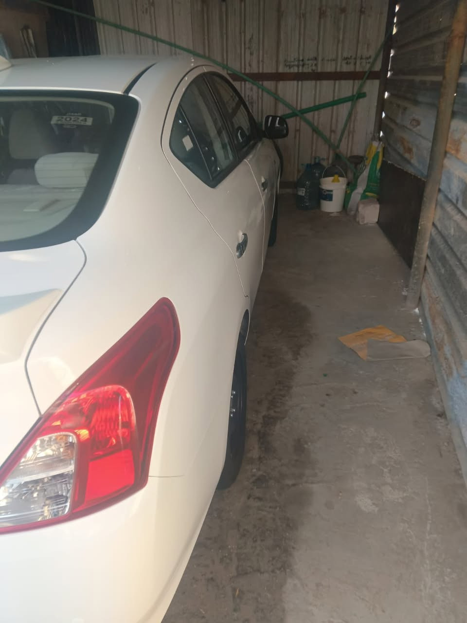 السلام عليكم

مكاني بصره البرجسيه

نيسان صني موديل 2024 كفاله عامه فقط شخط كد اصبع مكفوله من ضربه وصبغ وتبديل وبارد ماشيه 57 الف رقم اربيل بأسم شركه شرط تحويل ولوكاله وجاهزه من كل نواحي سعر 128 ومجال بسيط للشراي للأستفسار ***********
