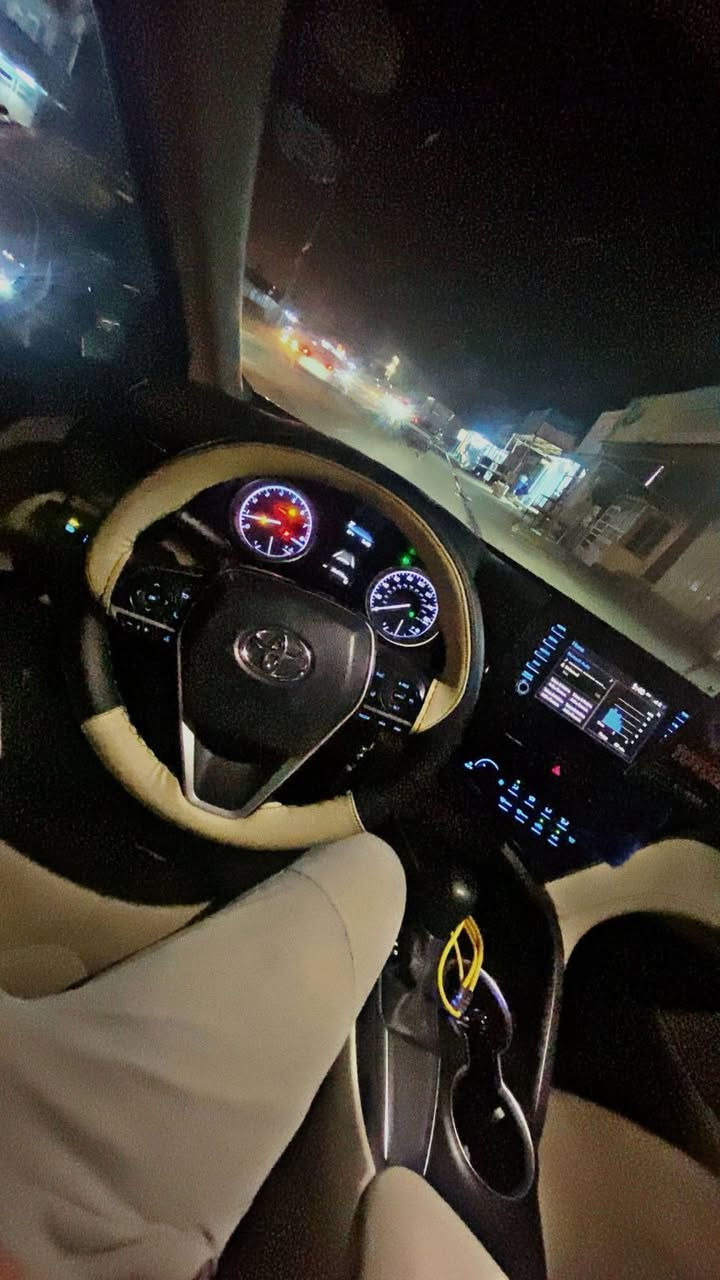 #للبيع_
#كامري 2021 le

رقم أربيل 
تحويل غرامة شرط
ماشية 43 km 
گير محرك مكفول
تبريد ثلج ❄
رادار حجر بيئة شرط
كامره خلفية 
مثبت سرعه 
تحكم استيرن 
كشن كهربائي
مانع تصادم 

بجم كبس خلفي كبس 
بدون دواخل 

📍 المكان كركوك 

دزلي رسالة عالواتساب ادزلك فيديو تفاصيل السيارة
واتساب*********** 📞📞
