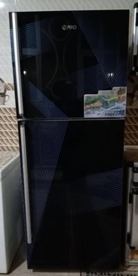 ثلاجه جديده • حجم كبير • بيع مستعجل