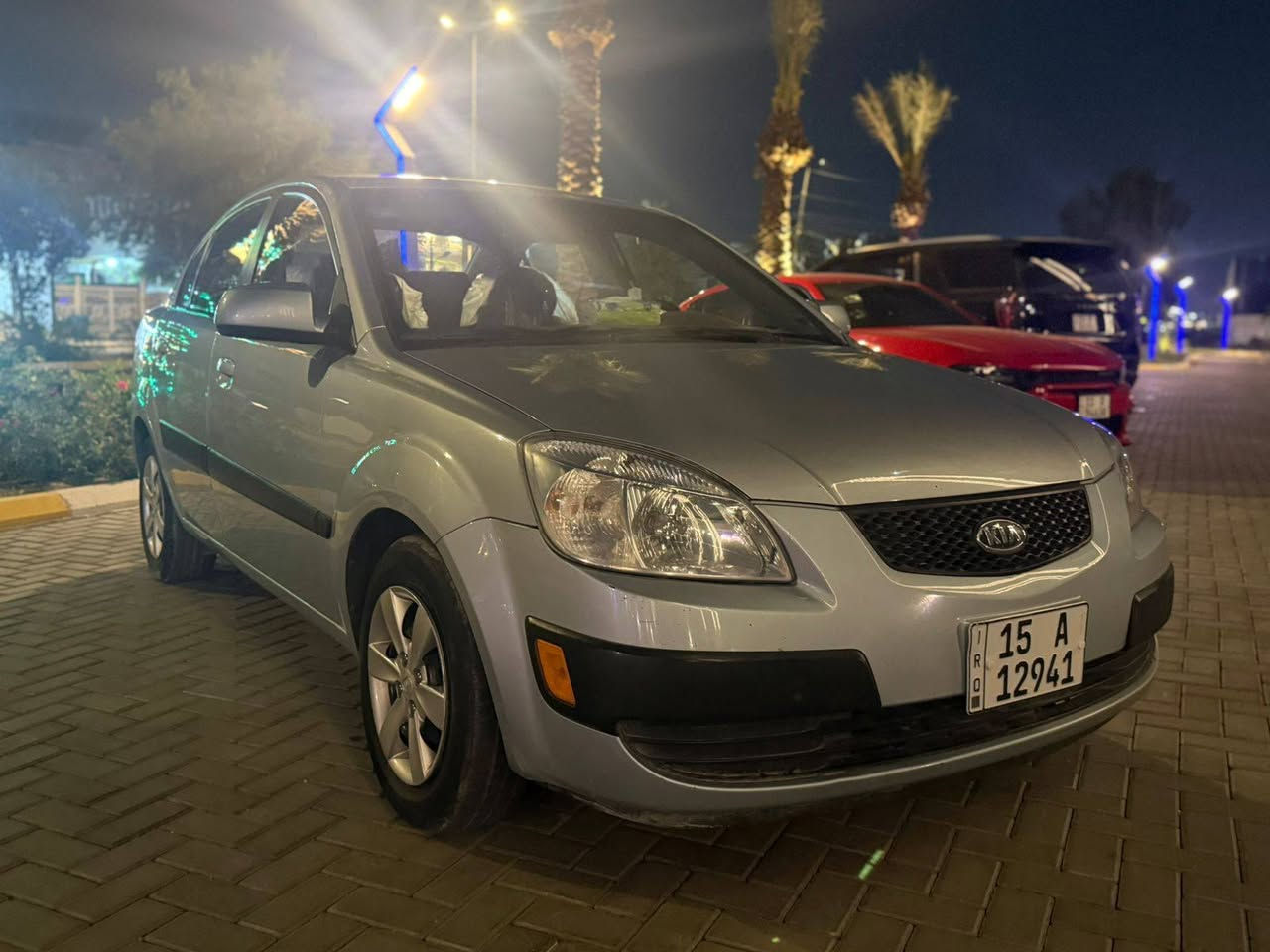 السلام عليكم
 كيا ريو  2008 خليجي 
 مكينة 1600السيارة جاهزه
بيها صبغ ٣ قطع ونص 
 تبريد ثلج 
الدوشمه جديده 
تخم دبلات جديد 
وصدر جديد
 السيارة رقم انبار بأسمي تحويل ثاني يوم
السعر 75 ورقه للبيع او مراوس  مع احدث نتفق ع فرق 
للاتصال : ***********
مكان سياره بغداد - الغزالية
