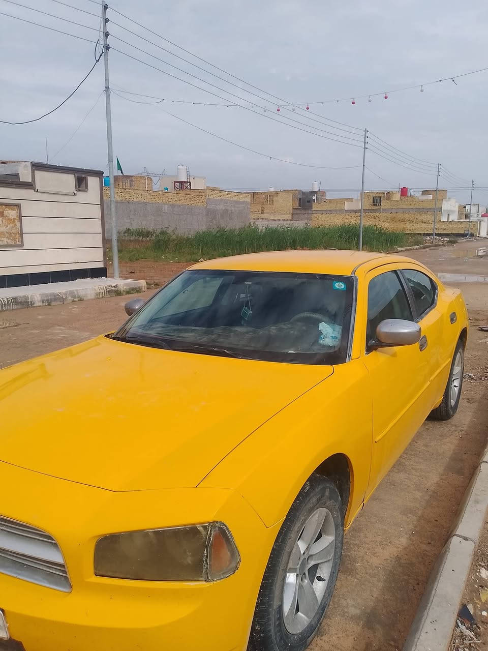 السلام عليكم جارجر 2010 للبيع صبغ جديد مكينه جديده تخمم تواير جدد سياره ما شاءلله كلهه حلوه خطهه عماره ناصريه تحويل ثاني يوم السعر خاص *********** الرقم العنوان  العماره ابو شطيب جاي من سيطره بغداد
