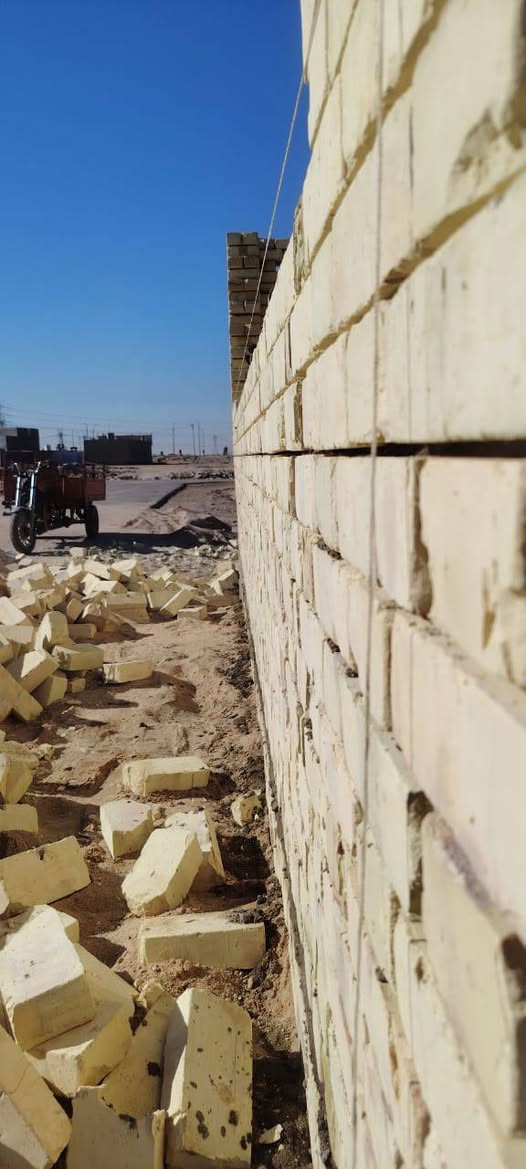 عندي خلفات ثنين بناء نشتغل ع دبل او قطعي شغل نضيف واستلام مهندس ولتزام بلموعد اتصل وتدلل وهذه رقمي بيه واتساب ***********
