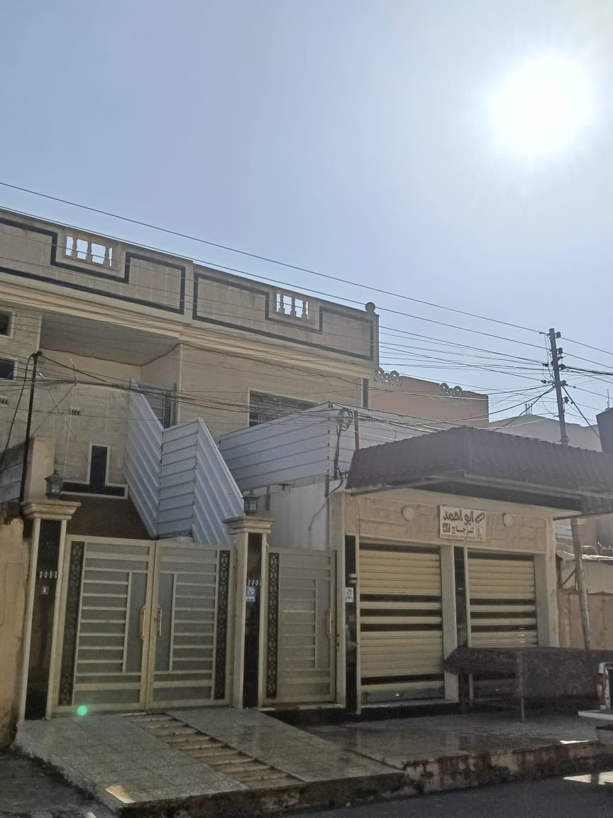 السلام عليكم يوجد شقه  للأيجار مقابيل متوسطة القاهرة للبنات قرب جامع البريفكاني قريب ع سوك القاهرة للإستفسار الاتصال على الارقام التالية
*********** 
***********
