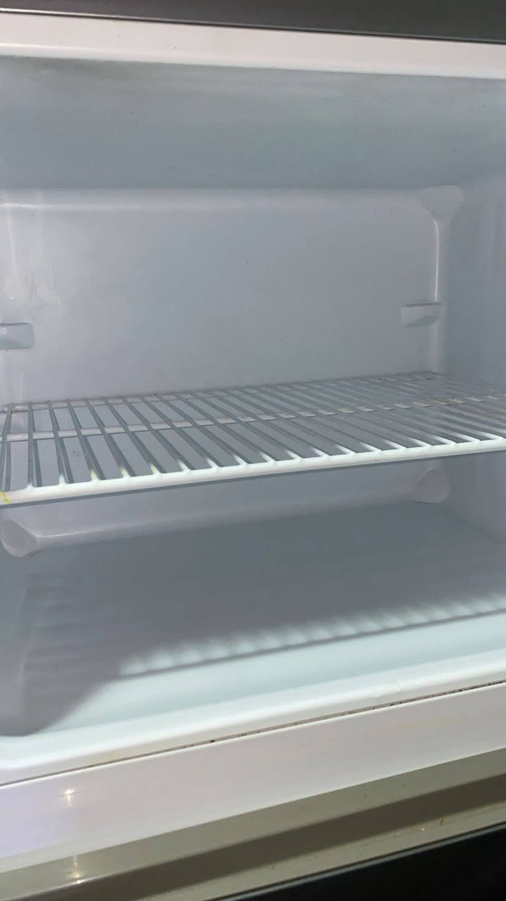 ثلاجه beko اخت الجديده  اخذتها  مليون و300  قبل مده قليله  ابيعها 600 لان حولت مكان اصغر. العنوان بغداد


**إذا كنت صاحب هذا الإعلان وتريد حذفه لأي سبب، رجاءا أرسل رسالة إلى الدعم الفني**