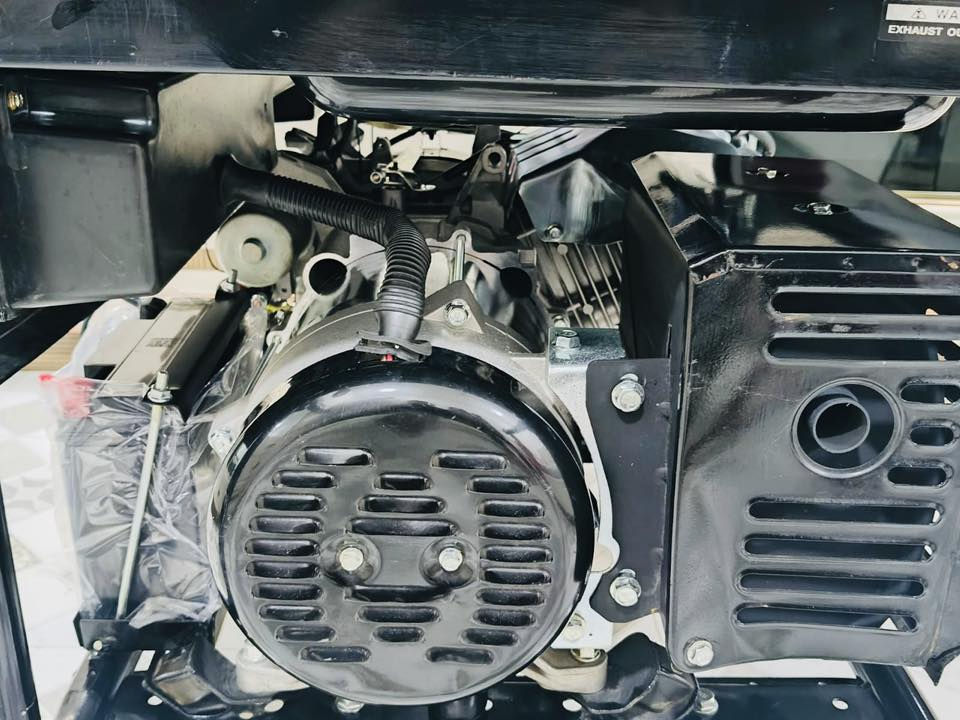 سلام عليكم مولده استرا كوريه  الباب الاول بانزين.6كيفي كيفي25امبير ملف نحاس . الحجم الكبير . مولده كلش نضيفه مشتغلا سبوع فقط بلاديه باتري جديد شغاله سلف وحبل وريمونت وتشغيل عن بعد مداخله اي تصليح مادخله نكره بالتشغيل السعر525مكاني   بغداد الشعب ويوجد خدمه توصيل لرقم الهاتف***********
