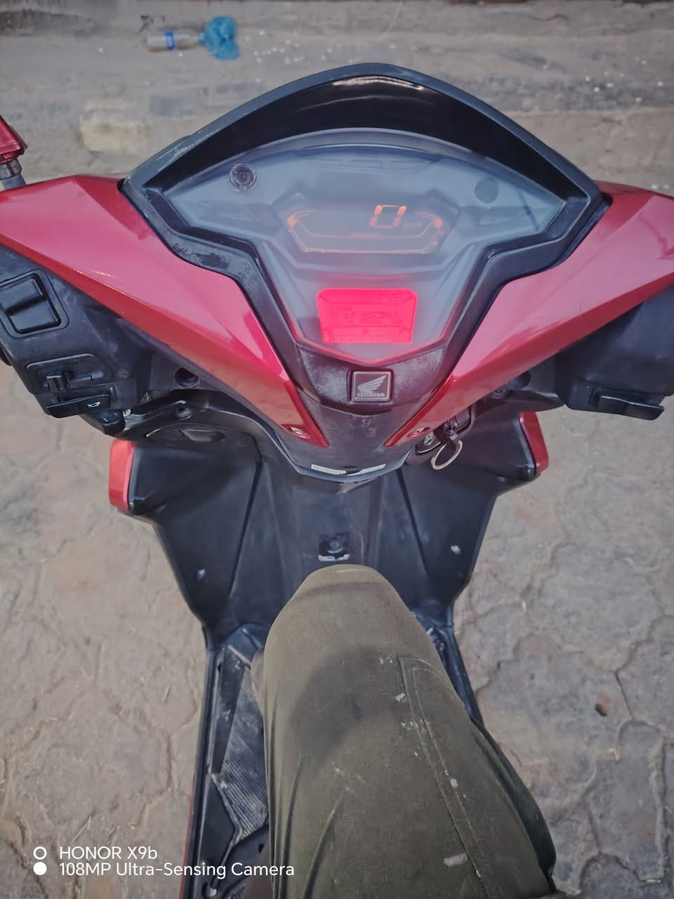 دراجة للبيع هوندة كرزلا 2021 بيع مستعجل ***********
