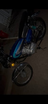 للبيع دراجه نامه 23اورق بغداد يعني سحب لسعر 550وبيه مجال للطيبين 🌹0785...