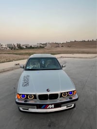 BWN • سنغافورة