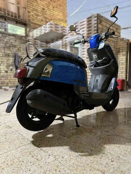 سلام عليكم دراجة بوليس شوف عينك الدراجة وكاله صار سبوع طالعه من الوكيل لون مميز نوزل كفرات مطابق وي المكينه الدراجة صاروخ شلعه معدل كفاله عامه من البرغي لبرغي ختم واحد كهرباء شغاله كامله اشيار عينه بك لايت كلوب عالي ناصي رقمي ***********
