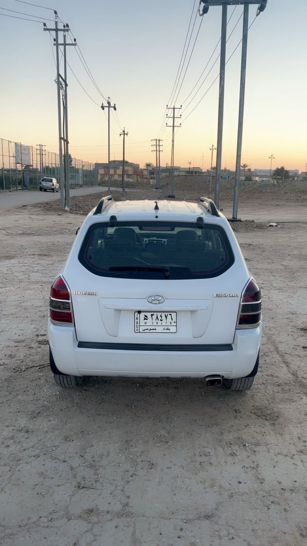 سلام عليكم توسان موديل 2010 رقم بغداد سياره مكفوله كير محرك صدر كله جديد بيه ملاحضات بل مقطع شوفه ياله تخابر سياره جاهزه على آخر حبايه بيع مستعجل سعر 114 وبيه مجال قليل حق جيه ***********
