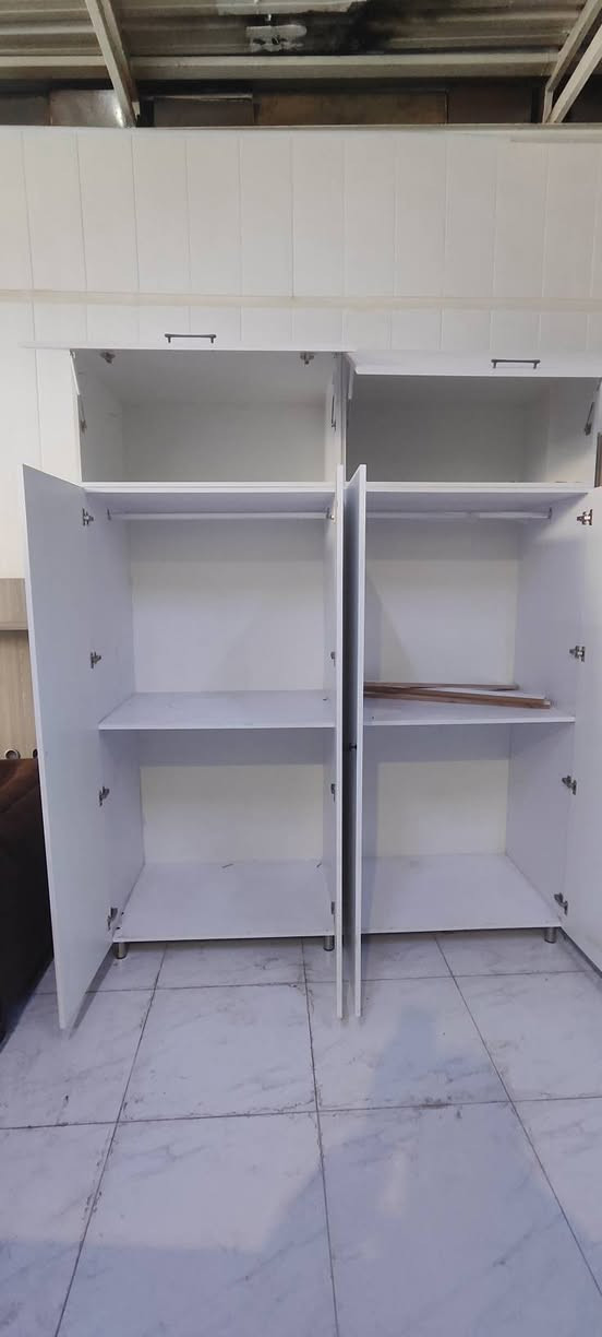 ئەم کانتۆرانە بۆ فڕۆشتن بەکەمترین نرخ 
لەبەر بێ شوێنی بەکەمترین سعرئەیان فرۆشین بەسعری جوملە
 بەزەمانی هەمووی مودی تورکی بێت 
ناونیشان سلێمانی /گەیاندن هەیە
*********** السليمانية, العراق
