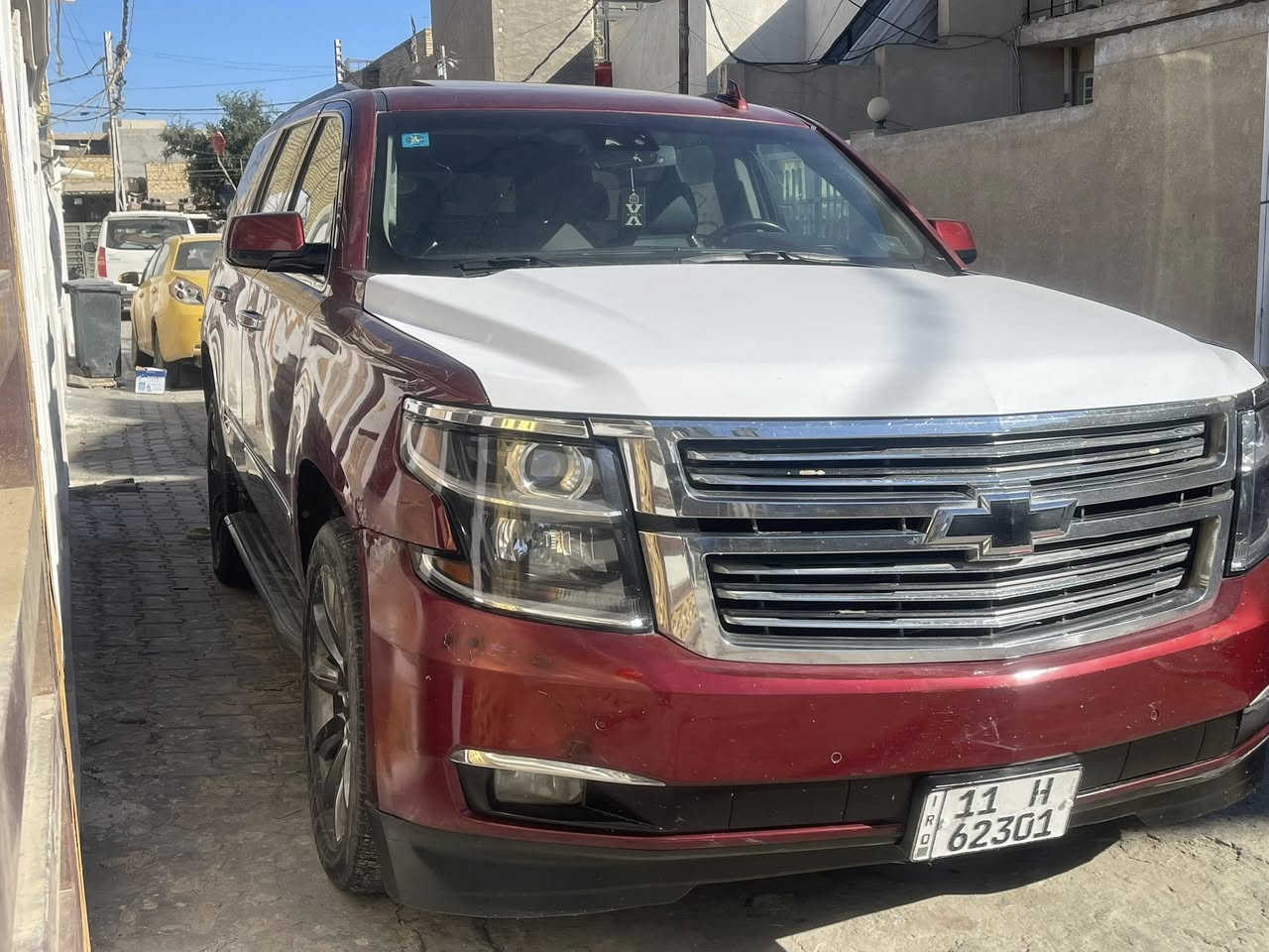 السلام عليكم سيارة تاهو للبيع موديل 2018 فول واحد على واحد فتحه مقاعد كهرباء منفصله ٧ راكب تحكم ستيرن جنطه كهرباء وشفط شاشه بيها نص جاملغ خلفي صبغ السياره كير محرك صدر حداديه كفاله عامه خير من الله مكاني كوت الخاجيه شارع 40 الشراي يتصل على هذا الرقم بيع أو مراوس *********** ملاحظة السعر (340)
