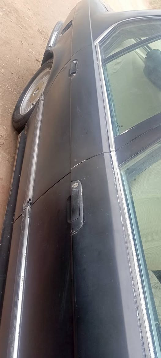 السلام عليكم للبيع بيم حجم ٧٣٠ رقم الأنبار محرك وكير عادي كهربايات شغاله سياره بلاديه تحتاج صبغ تايرات باتري جديد داخل نظيف ب٣٥ وبيه مجال بيع ومراوس مكاني بابل
***********
