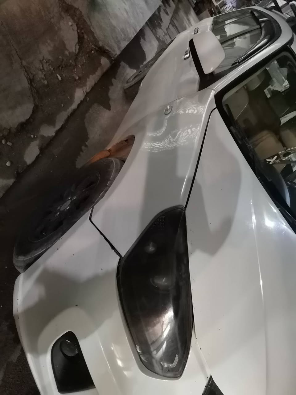 السلام عليكم تيكو 2013 رقم صلاح الدين انكليزي
محور مكينة وكير كامري 2000 ابو الجف
السيارة فتحة.تبريد.تدفئة كشنات تدفئة
شاشة بأسم صديقي تحويل ثاني يوم 
65 ورقة مكاني بغداد و صلاح الدين 
*********** / ***********
