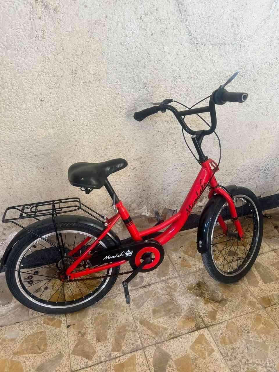 بايسكل للبيع جديد نظيف حجم 20
العنوان حي الفداء شارع النص 
استفسار 
***********
