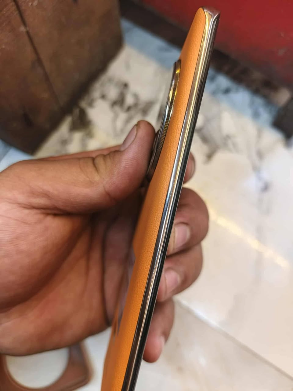 متاح هونرx9cفايف جي ذاكره 256 الرام 12 جهازمستخدم شهر ونص نضافه بلادي جهاز مداخل تصليح ابد ملحقات كامله شحن سريع 66واط للبيع  الاستفسار خاص او اتصال عل رقم ***********مكاني بعقوبه بهرز
