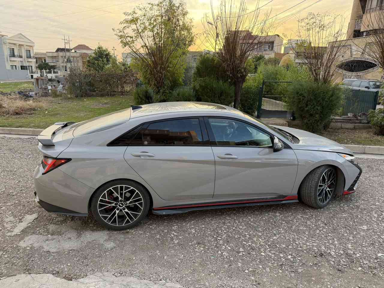 النترا N 2023 لون سمنتي فووووووول ماشية (45) فقط.!
﻿﻿:محركها 2000 توربو
﻿﻿: السرعة 300
* :السيارة نضيفه بيها كلير امريكي قطعه 

* مواصفاتها:

بصمة
فتحة سقف
تشغيل عن بعد
انارة ترحيب عند الاقتراب
شاشه ديجيتال
تدفئة كشنات
نقاط عمياء
توقف ذاتي
كروس سرعة
تحديد مسار
كامرة دوارة
اوتو هولد
لد داخلي بالدشبول
لدات اماميه وخلفي + لايت زنون
حساسات ورادات

لبيع سعر خاص
﻿﻿السيارة بيه هواي مواصفات تجي وتشوفة والسيارة احلى من الصور بألف مرة
مكانهه عقره
***********
***********
