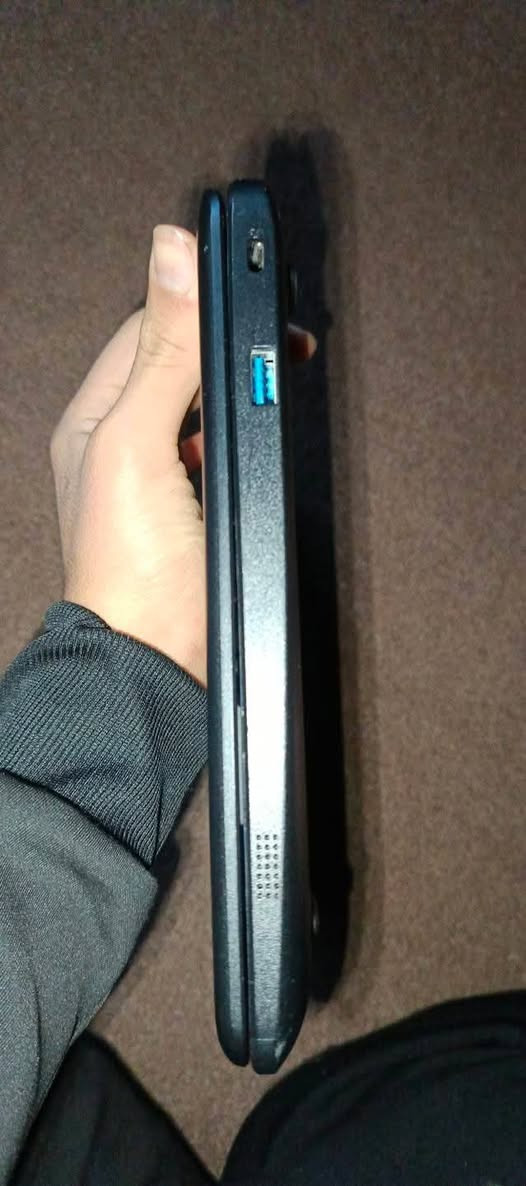 لابتوب لينوفو كروم بوك
حجم شاشه 11.6
Ram/4
ذاكرة /16 قابل للزياده 
ويندوز 10 برو 
كيبورد عربي انكليزي 
تفيد للدراسه والتصفح فقط 
شراي يتفضل خاص
سعر :40قفل مستخدمه 4ايام فقط
او مراوس بتلفون سامسونك


**إذا كنت صاحب هذا الإعلان وتريد حذفه لأي سبب، رجاءا أرسل رسالة إلى الدعم الفني**