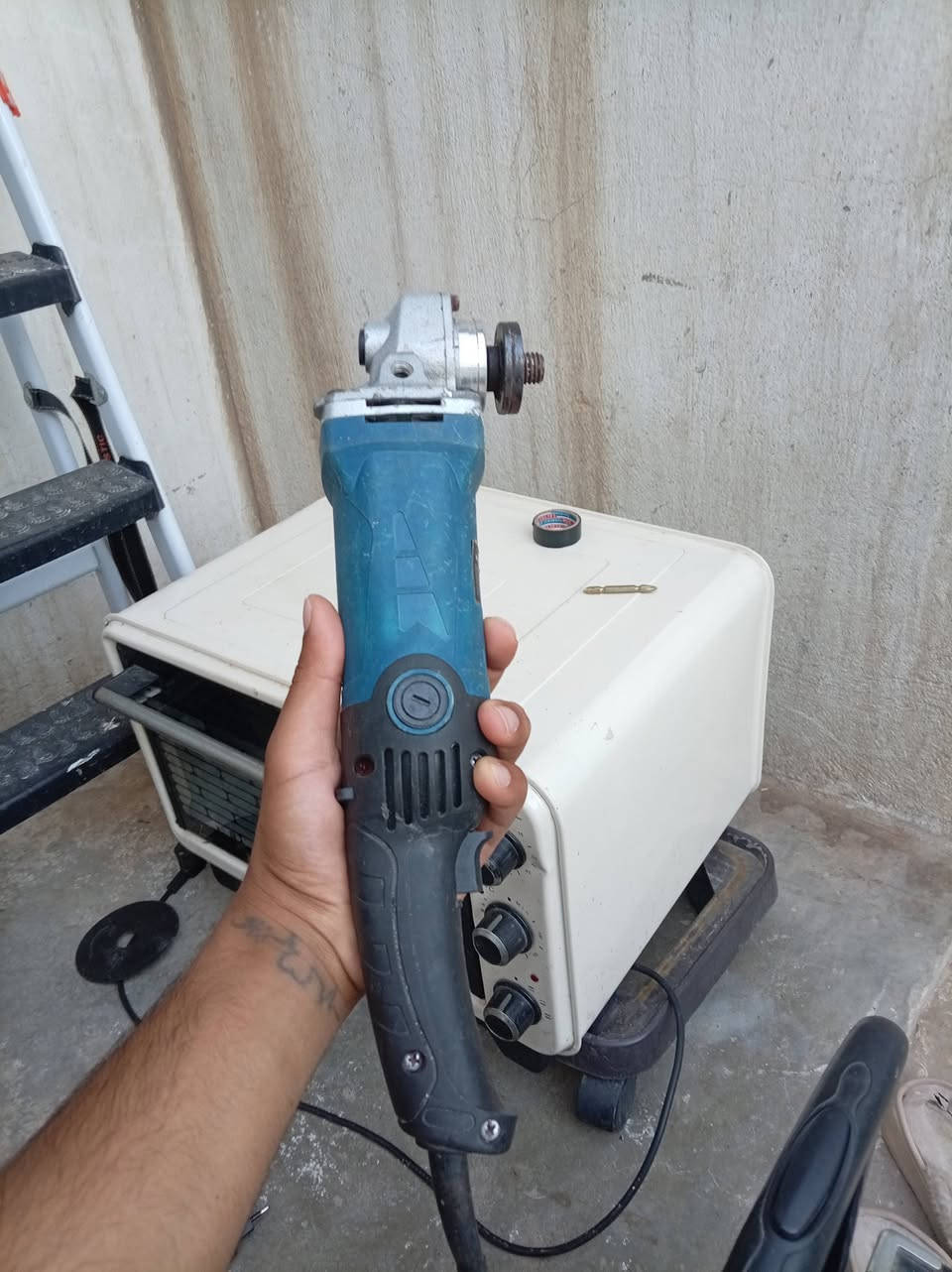 للبيع كلهن شغالات بشرط


**إذا كنت صاحب هذا الإعلان وتريد حذفه لأي سبب، رجاءا أرسل رسالة إلى الدعم الفني**