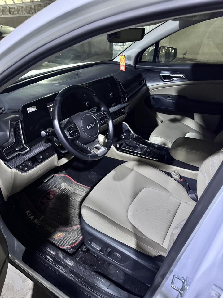 سلام عليكم للبيع فقط 
سبورتج موديل 2025 

‏مقفولة كفالة عامة ￼￼

￼ رقم بغداد شرط التحويل ثاني يوم 

‏""""""""""""""""""""""""""""""""

فول مواصفات 

‏شاشة كبيرة 

‏بصمة أبواب

‏بصمة ￼￼￼￼￼

‏بني راما 

‏ موري شفاط ￼￼

‏ تحكمات سترين 

‏جنطه كهرباء 

‏لايت زنون

‏كشنات كهرباء 

‏كشنات مخمل 

""""""""""""""

المكان :الكاظمية ￼￼￼￼￼￼￼￼المقدسة 

""""""""""""""""""""""""

السعر السيارة: خاص

الاستفسار: ***********￼
