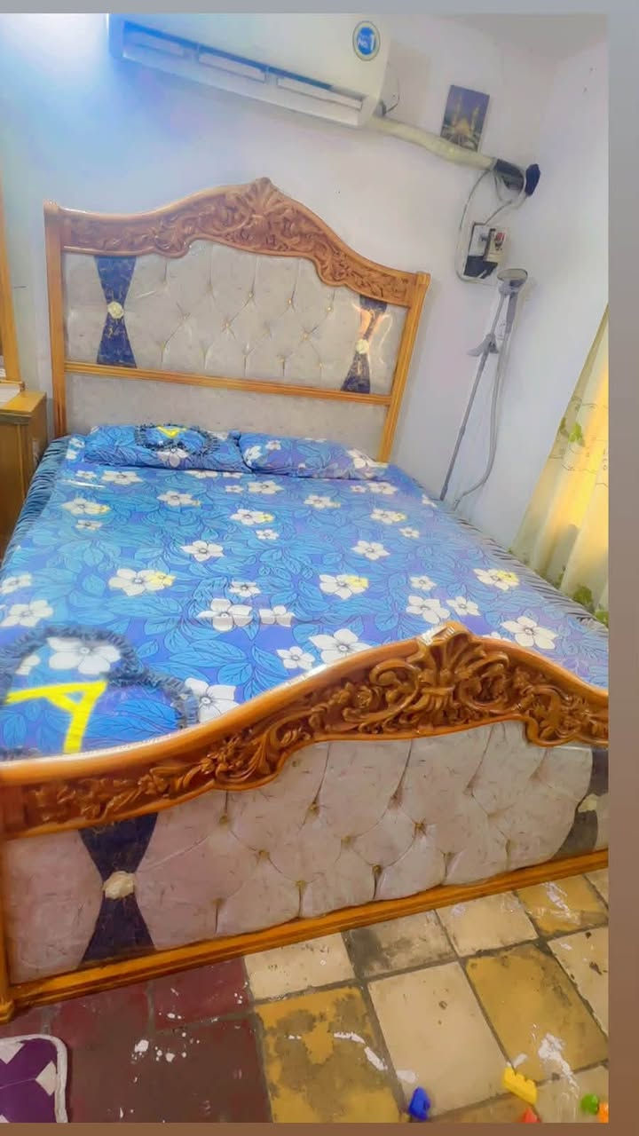 السلام عليكم غرفة للبيع عراقية صاج
مستعجل ع البيعة سعر 650 نهايته 
التواصل ع الخاص


**إذا كنت صاحب هذا الإعلان وتريد حذفه لأي سبب، رجاءا أرسل رسالة إلى الدعم الفني**