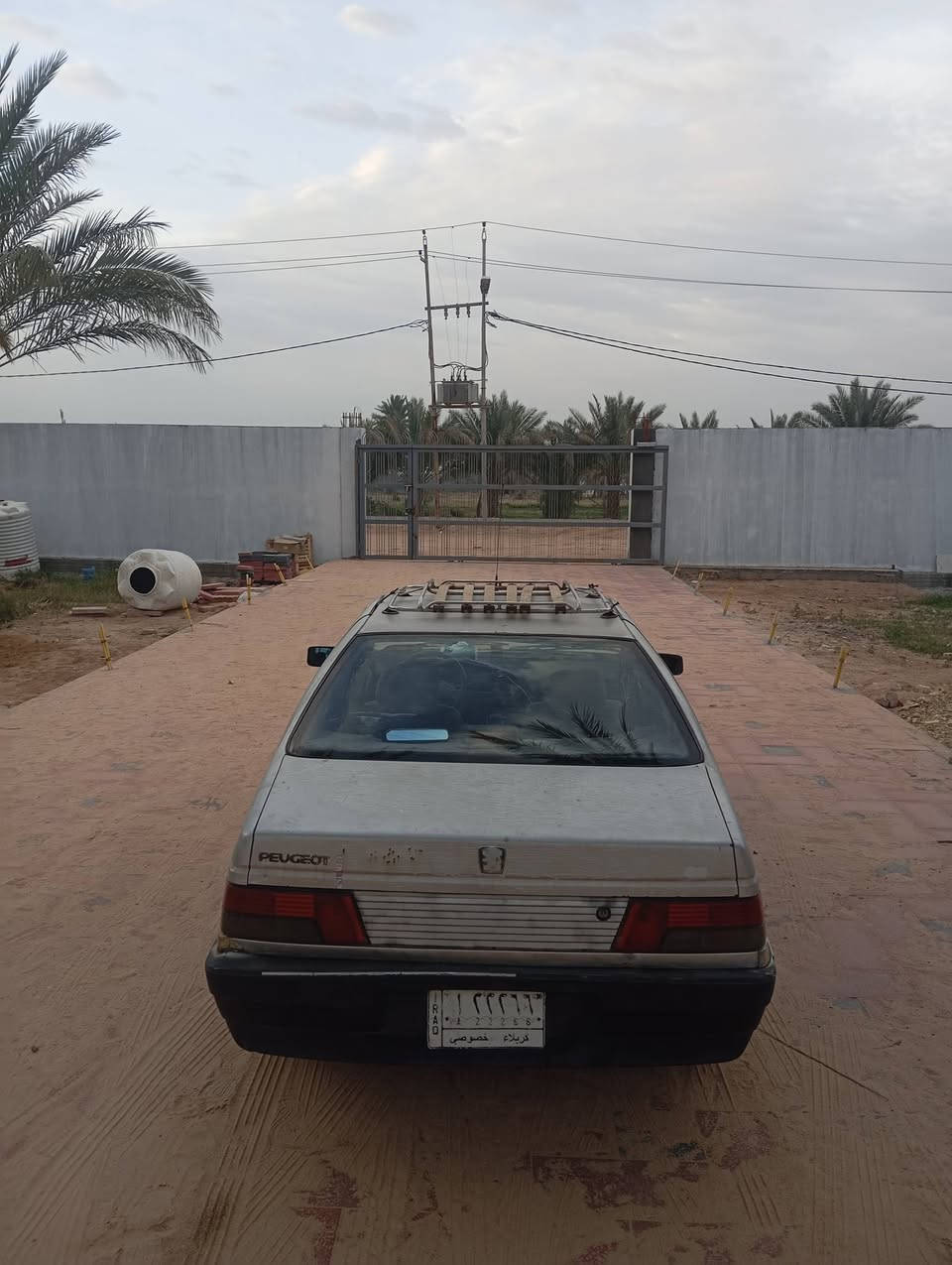 بيجو روا محرك وكير ونجي المكينه بيها بخار قليل  رقم كربلاء مشروع وطني راعيها بلكوفه 20 وبيها مجال لشراي او اروس حسب القناعه  ***********
