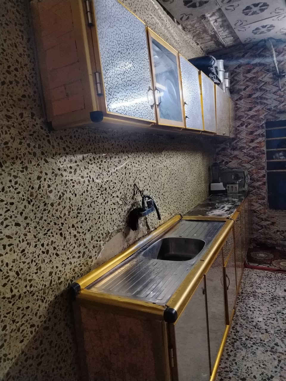 كاونتر للبيع بغداد مدينه صدر استفسار عل رقم ***********
