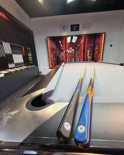 Omin Thailand 🇹🇭 cue king 👑
———————————
Price/ 180$
———————————
🚚 all word
———————————
📍Iraq-Erbil (40street)
———————————
📞 *********** WhatsApp
