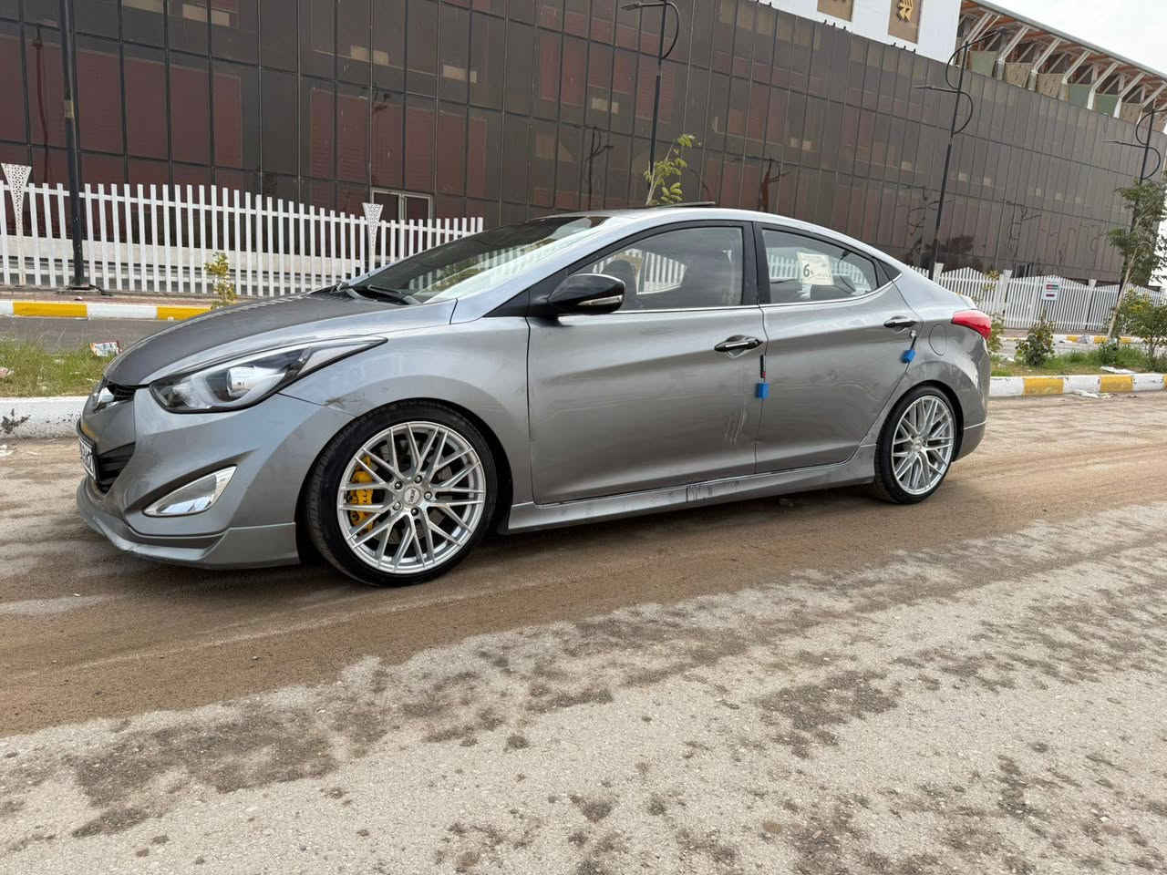 السلام عليكم شباب
النترا 2012 فول مواصفات مقفوله كفاله عامه من عدا الكصه جاهزه من كل شيء بصمه مكينه وكير كفاله
بها ارقام سنويه طبق اصل سليمانيه
السعر ب 48 بيها مجال
مكان ناصريه
***********
