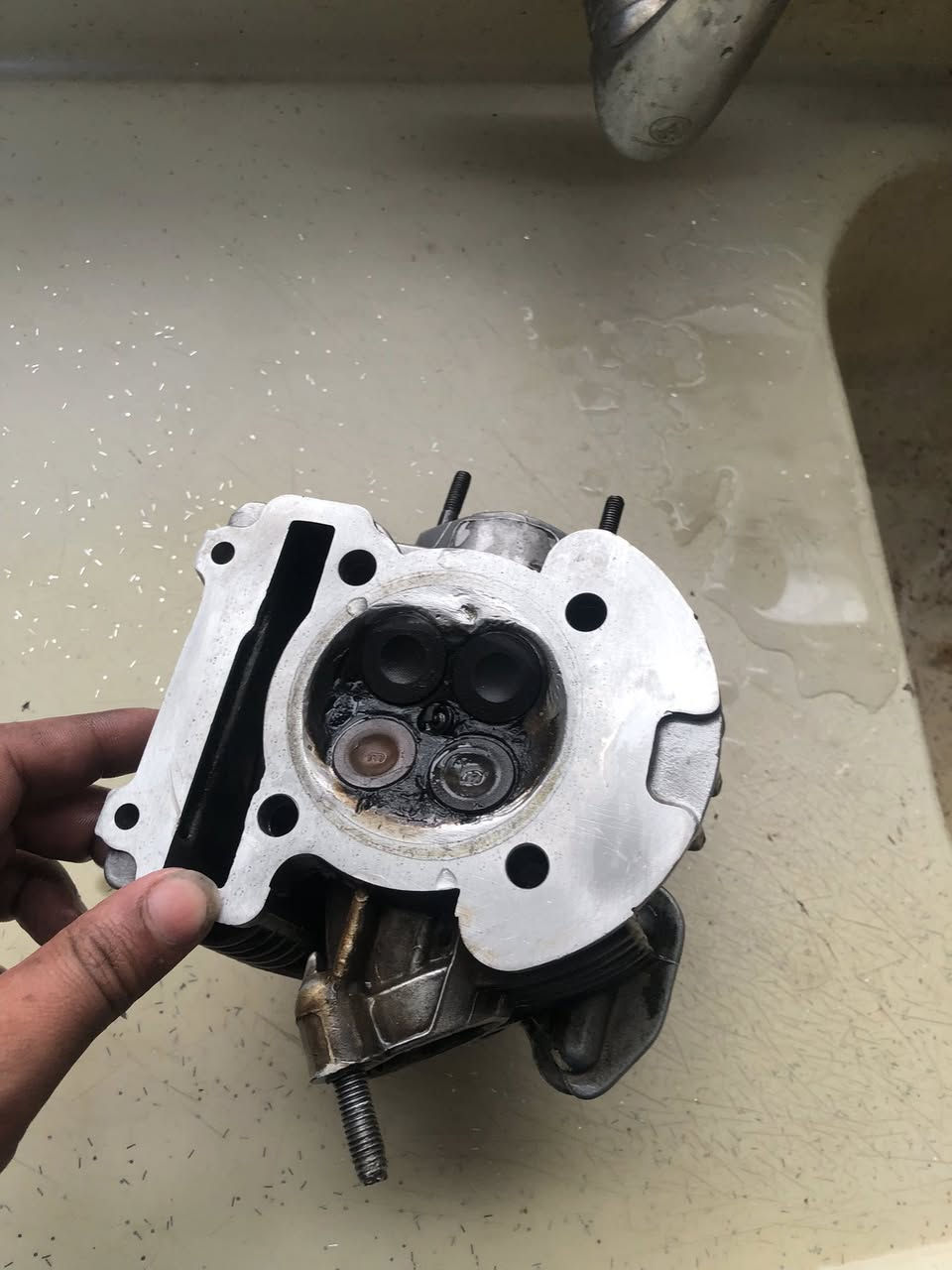 كور سكنس رياضي تتمارك ولفات اصليه السعر ١٠٠ وبي مجال للطيبين رقمي *********** مكاني كراده
