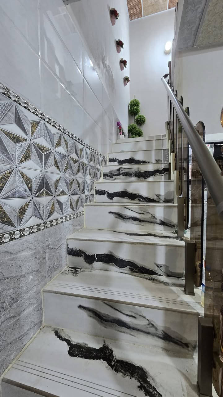 ⚜️دار 100متر طابقين  سند 25 بيت مال جناي 
⚜️السعر  55 مليون مع المجال  
⚜️البناء : صب كونكريت اساس وسقف  البناء طابوك
⚜️غرفتين ،، صالتين  ، استقبال .. مطبخ ،، صحيات فوك وجوه  البيت عالي عن الشارع طارمه كيسبان 
⚜️عنوان الدار 
الكوفه شارع المطار القديم مقابل حسينية ام البنين الجامع القبه الذهبيه  ***********
