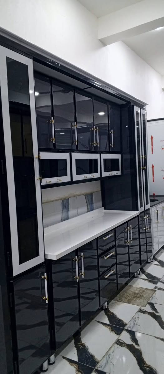 شهاب · العنوان مغربة شيشان ثانيه قرب صيدليه الواحه  ***********
