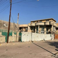 يوجد دار مميز للإيجار كان مؤجر مدرسة الامام المهدي (ع)سابقاً وحالياً ا...