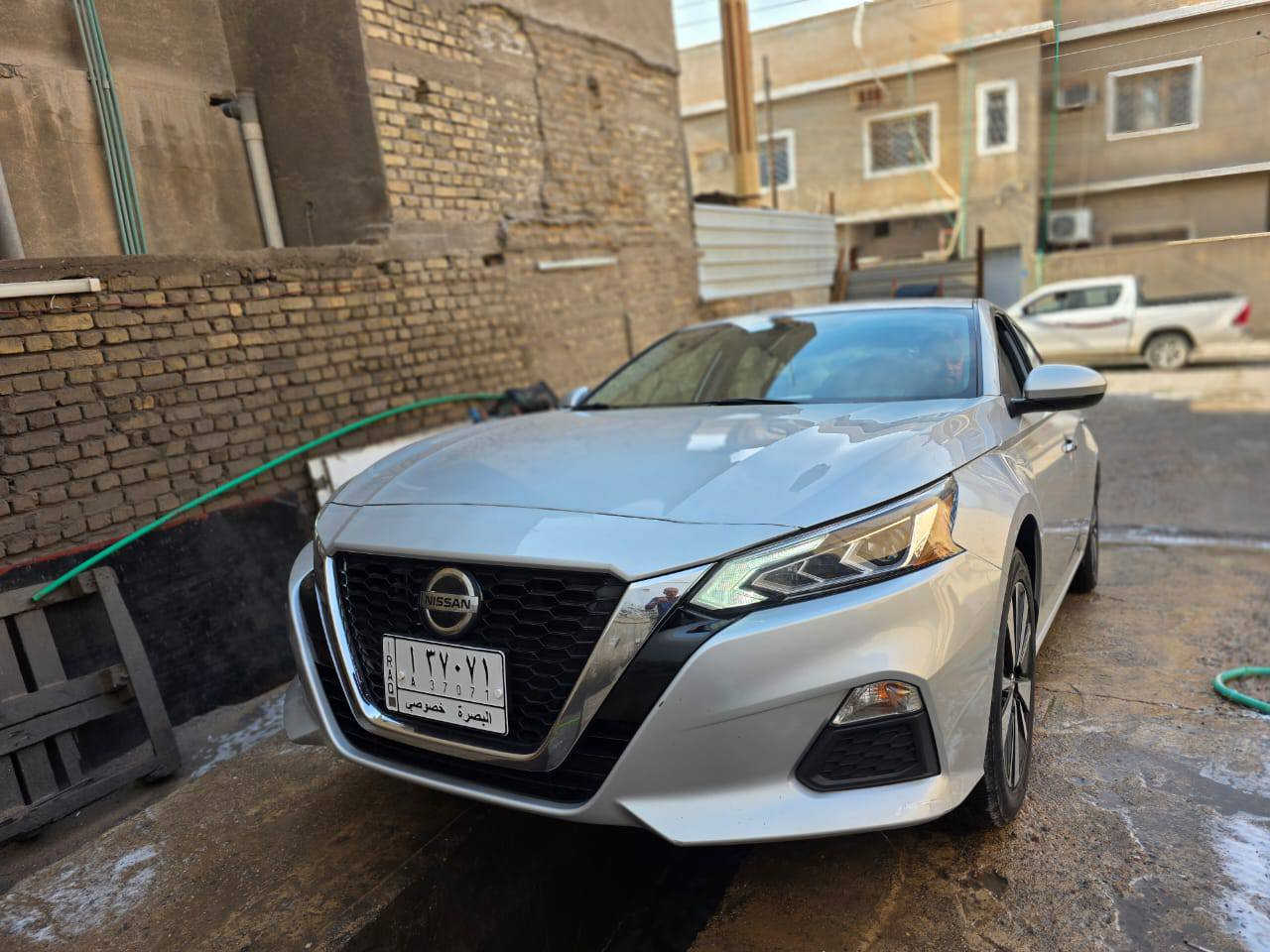 السلام عليكم نسيان التما ٢٠٢١ السياره كفاله عامه تقرير مياه امطار تعمل وتسير بامريكا ماشيه ٤٦٠٠٠كم مواصفات sv مكينه ٢٥٠٠ السياره جاهزه من كلشي ما بيه اي نقص حداده على البلاد و تخم تاير جديد فول رادارات امامي خلفي وتحديد مسار تشغيل عن بعد السياره بصره معوقين باقي سنه تقريباً السعر 145$ وبي مجال للتواصل ***********5
العنوان البصره الجزائر
