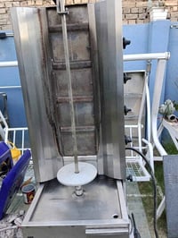 شواية الكص 4 عيون غازيه سعرها ب200 بغداد الاعظميه  ‏‪07751700077‬‏