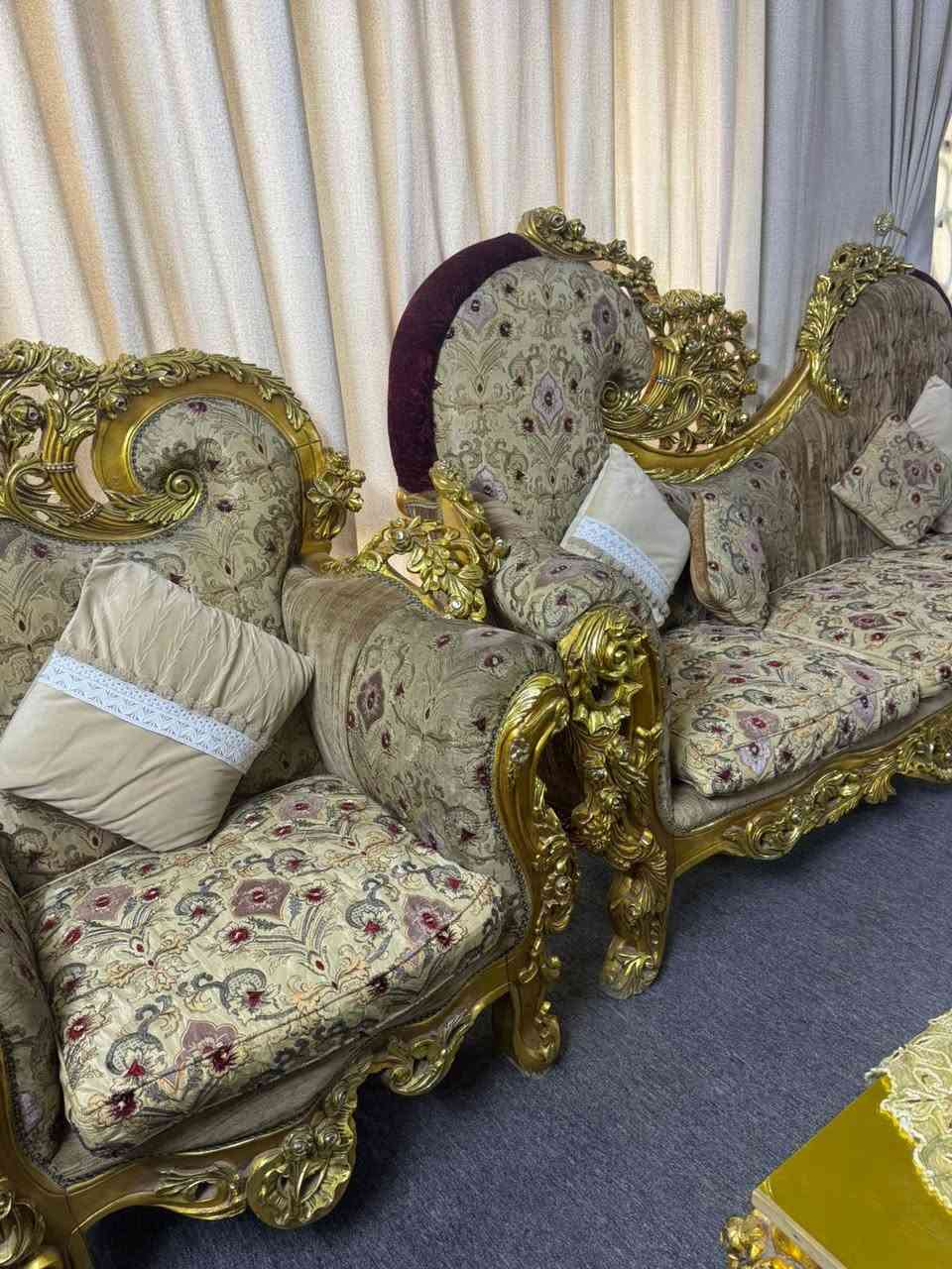 سلام عليكم عندي هذا تخم ملكي مصري اخو جديد شخط مابي اريده ب مليون ونص وبي مجال مع طبله وسطيه وڤاترينه مكاني شارع فلسطين


**إذا كنت صاحب هذا الإعلان وتريد حذفه لأي سبب، رجاءا أرسل رسالة إلى الدعم الفني**