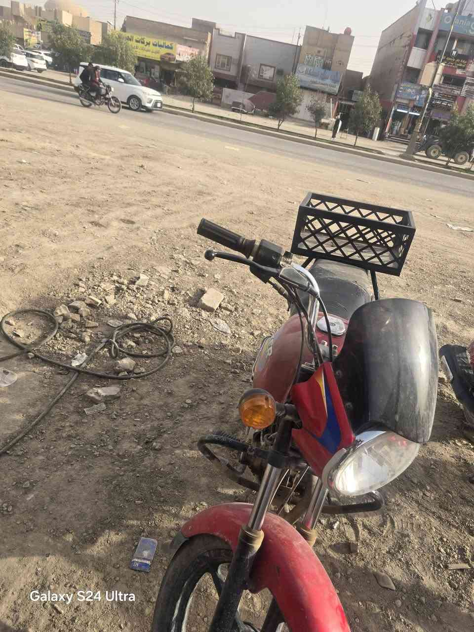 السلام عليكم
دراجه بوكسر موديل 21 

اوراق استنساخ 

السعر 550 الف بيها مجال 

عنوانها بابل / مقابيل التركي 

للاستفسار ***********
