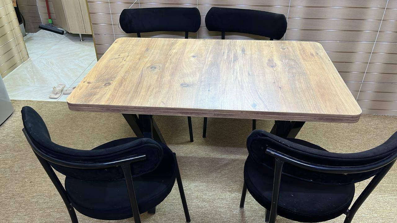 برلنت بوهيمي ٣ب٥ ب٧٥ وميز طعام نضيف ٦ كراسي ب١٢٥


**إذا كنت صاحب هذا الإعلان وتريد حذفه لأي سبب، رجاءا أرسل رسالة إلى الدعم الفني**