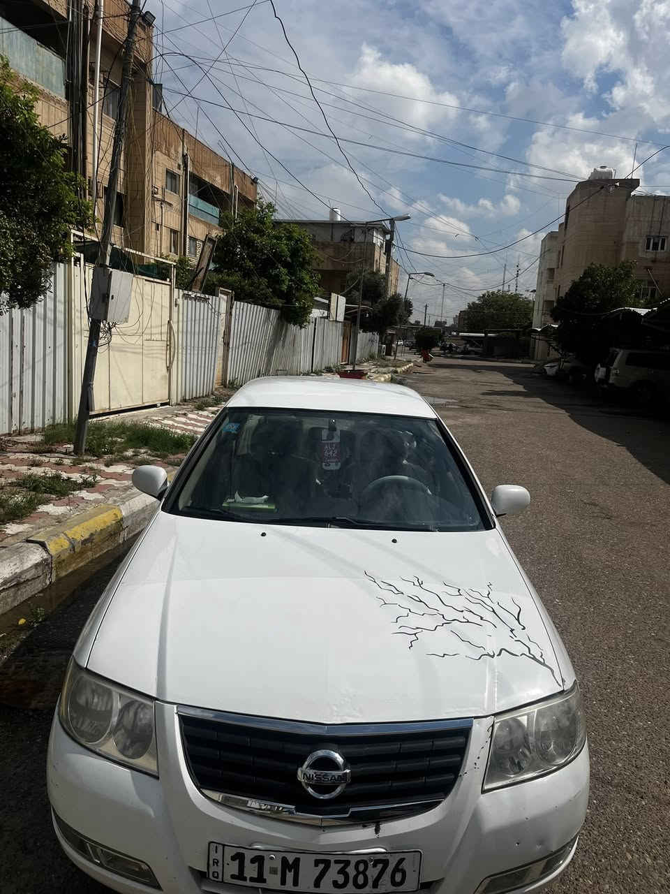 السلام عليكم سني موديل2012 السياره خير من الله كير مكينه كفاله السياره نضيفه بيها قطعتين صبغ موضحه بالسونار وبيها بارد قليل بالبنيد رقم بغداد السياره باسمي تحويل ثاني يوم السعر ١٠٠وبيها مجال بسيط الاتصال بالرقم ***********مكاني بغداد الاعضميه
