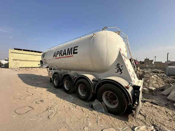 سلام عليكم سايلو اسويدي اربع دناكير مطول اثنين سبرنك دنكير ١٦وثنين جوبلس ١٤  السعر ١٧٥ وبي مجال الاتصال الشراي***********
