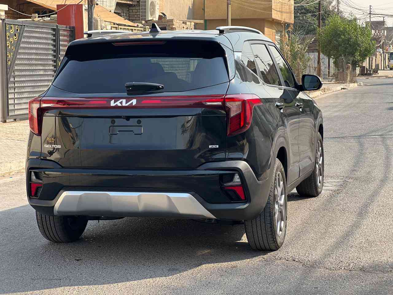 كيا سيليتوس موديل 2024 وارد امريكي
🔴 حادث دعاميه امامي فقط بدون إرباك وبدون تبديل 
ليبل واحد السيارة ماشية 4 الف ميل فقط 

✅مواصفات السياره

 فول تحكم ستيرن كبيرة 
 شاشة متصله تدعم كاربلي 
كامرا خلفية دوارة
 رادار امامي رادار جوانب 
أنظمة قياده 
ويلكب 17 اسود
لد نهاري 
بك لايت لد
 إشارة مري
  هند برك دكمه 
إطفاء داتي 
قطعتين تبريد
تشغيل عن بعد ترحيب بصمه 
محرك 2000 دوش

السعر :158$ ورقة 
 مكان بغداد زعفرانية يم جسر لتصال على رقم ☎️***********واتساب
