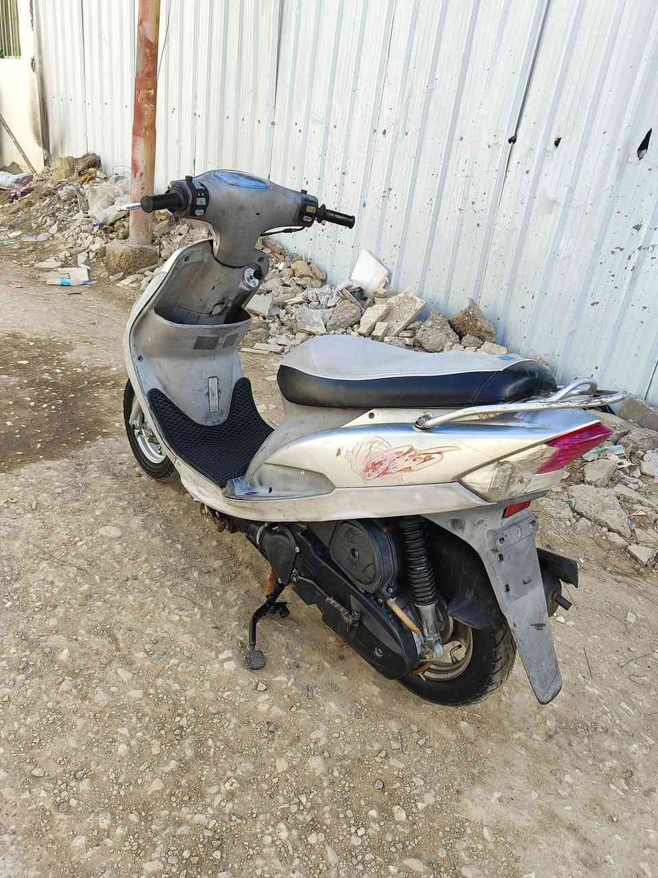 ماكس منغولي مال حاوية ختم واحد برغي ما مفتوح بيهة جاهزة من كلشي السعر خاص الاتصال ***********
