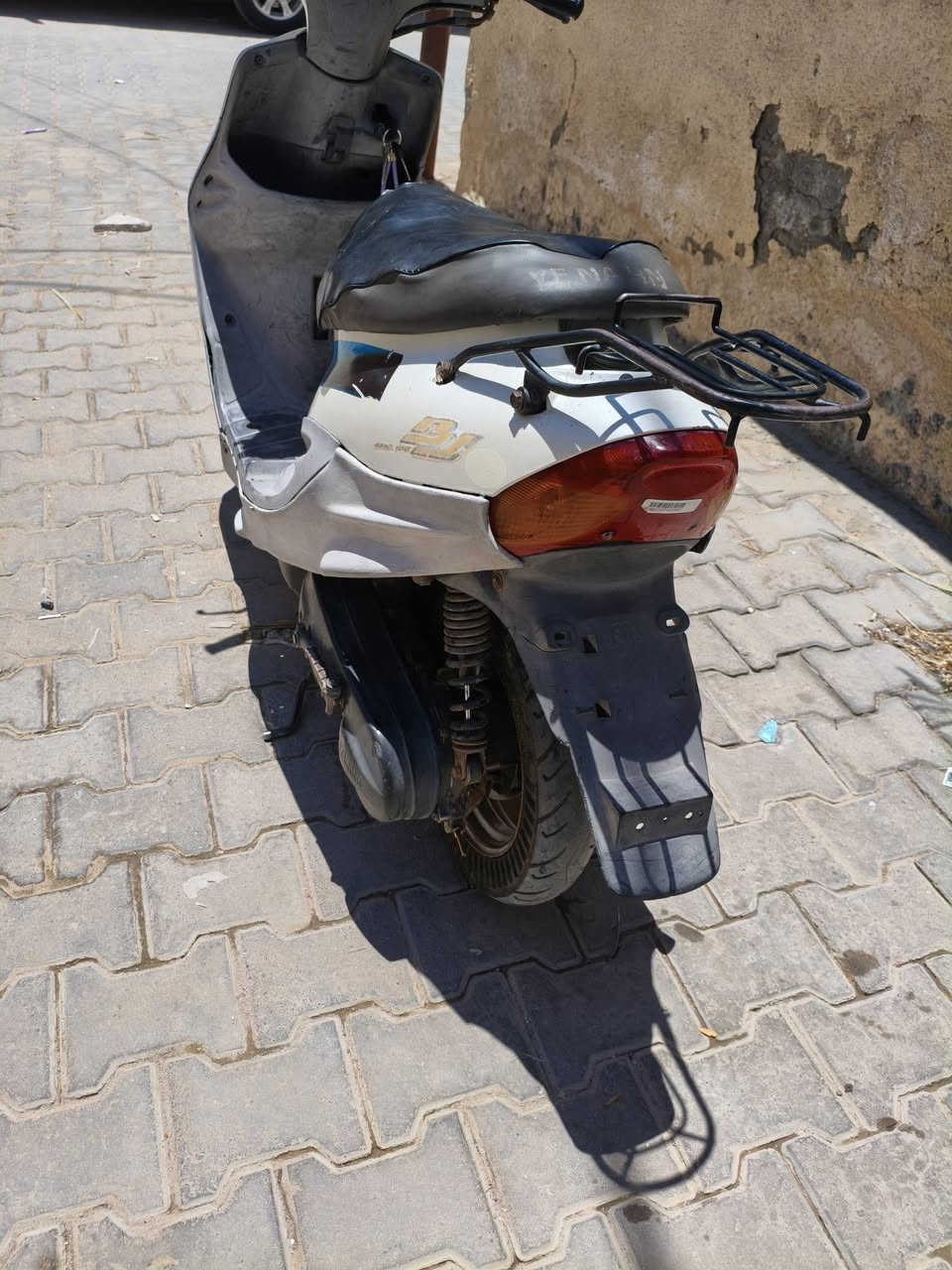 سلام عليكم دراجه بيجي البيع نضيفه مكان رميثه ***********
