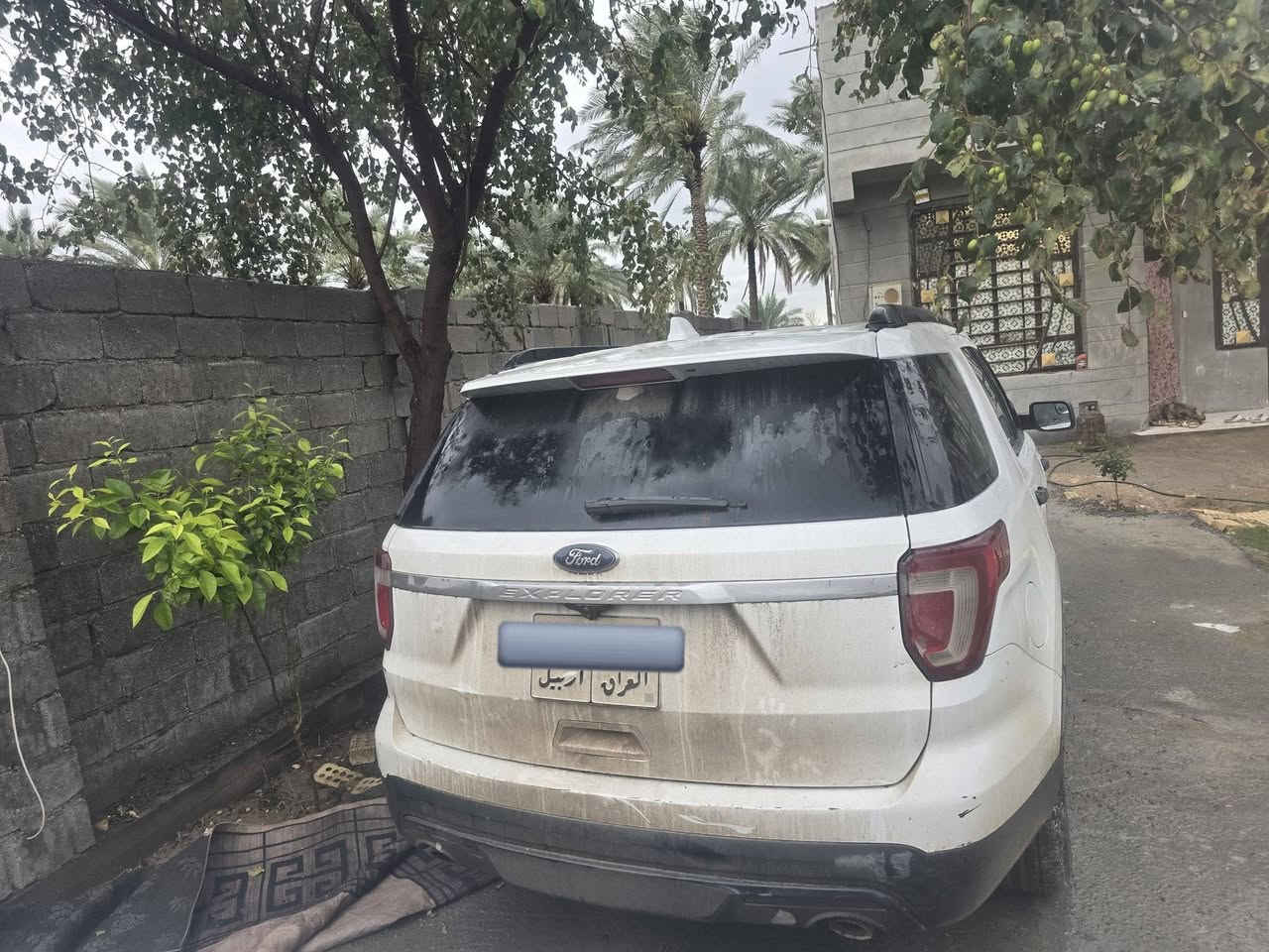 للبيع اكس بلور ٢٠١٧ قطعه واحده الجاملغ الايسر استخدام شخصي جديده مداور مباشر السياره خير من الله (للعم ام النيكل الاستيل نادره السيار ) السعر ١٧٥ وبيه مجال  ***********
