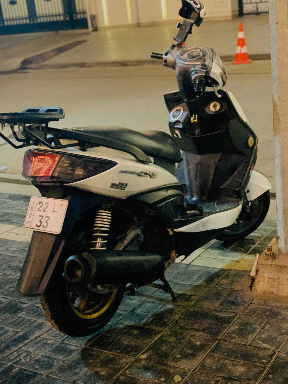 سكنس كوري ام طلاعات
58.5 

 كهربايات كلهه شغاله 

نكره سلف 

 

اي نقص مابيهه 

صارلي 4 اشهر من نزلتهه   ماشيه 35

 

ملاحضه دراجه مفتوحه 

سبب الفتح بس بدلت بوشه غراضهه موجوده مال رمبه 

بغداد المنصور 

رقم ***********
