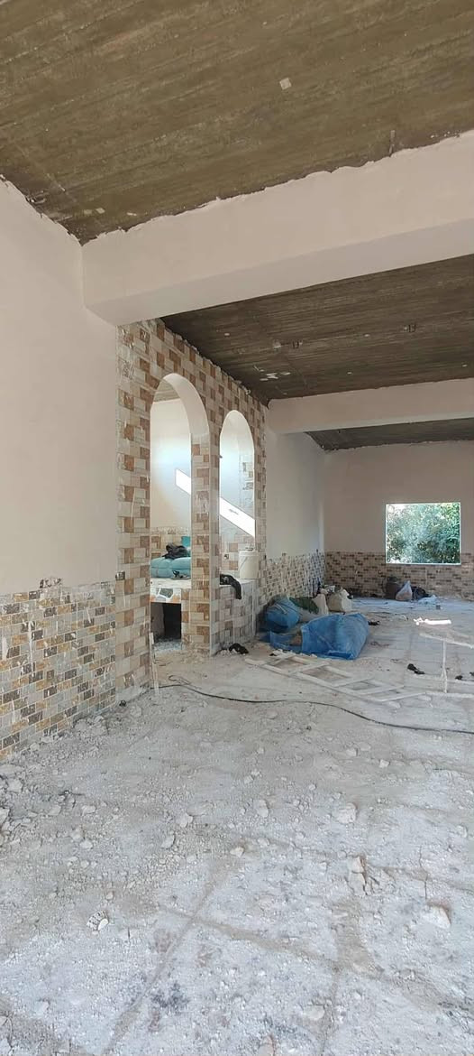 سلام عليكم كادر لبخ جص من لموصل شغل كلو مصاطر تريد المصرف علي تريد عليك متفرق حالياً من يرغب في العمل اتصال عل رقم ***********
